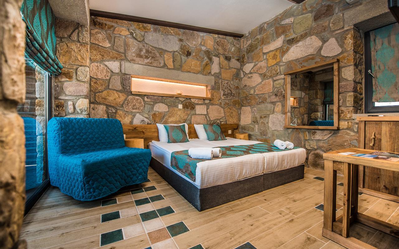 ホテル Keros Blue - Luxury In Wilderness Kalliopi エクステリア 写真