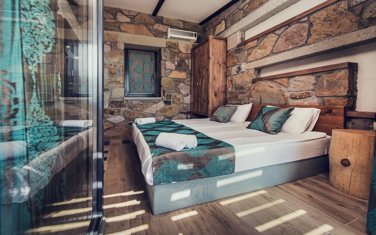 ホテル Keros Blue - Luxury In Wilderness Kalliopi エクステリア 写真